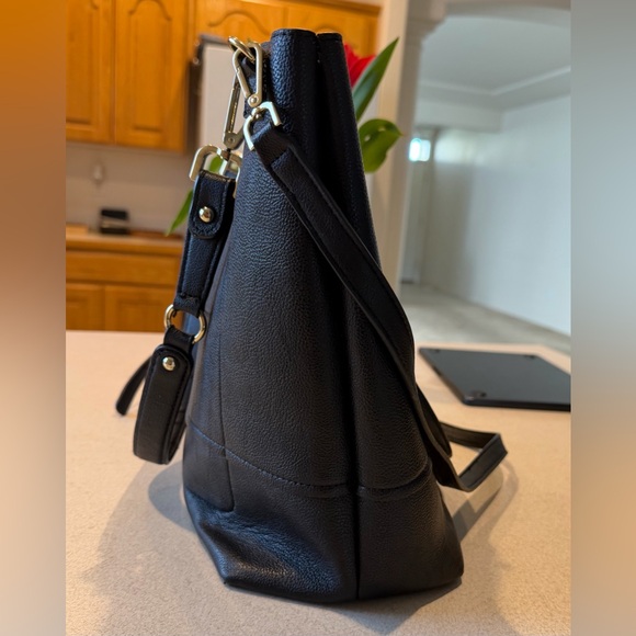 Calvin Klein Black and Beige Two-Tone Tote with Gold Hardware - Picture 3 of 9